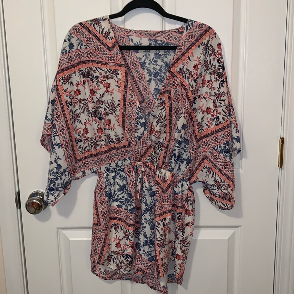 Colorful plunge-neck Teenplo romper